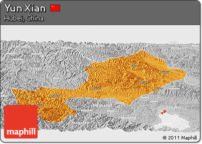 Political Panoramic Map of Yun Xian, lighten, desaturated