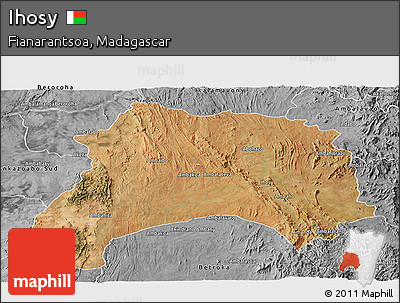Satellite Panoramic Map of Ihosy, desaturated